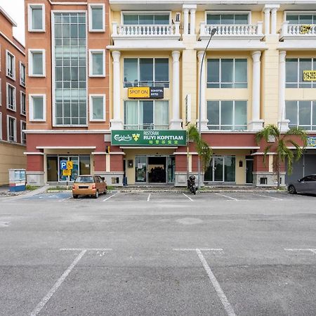 Spot On 89753 Sohotel Klang Exterior photo